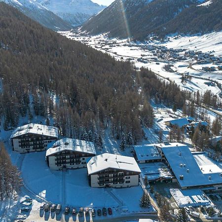 Hotel Intermonti Livigno Exterior photo