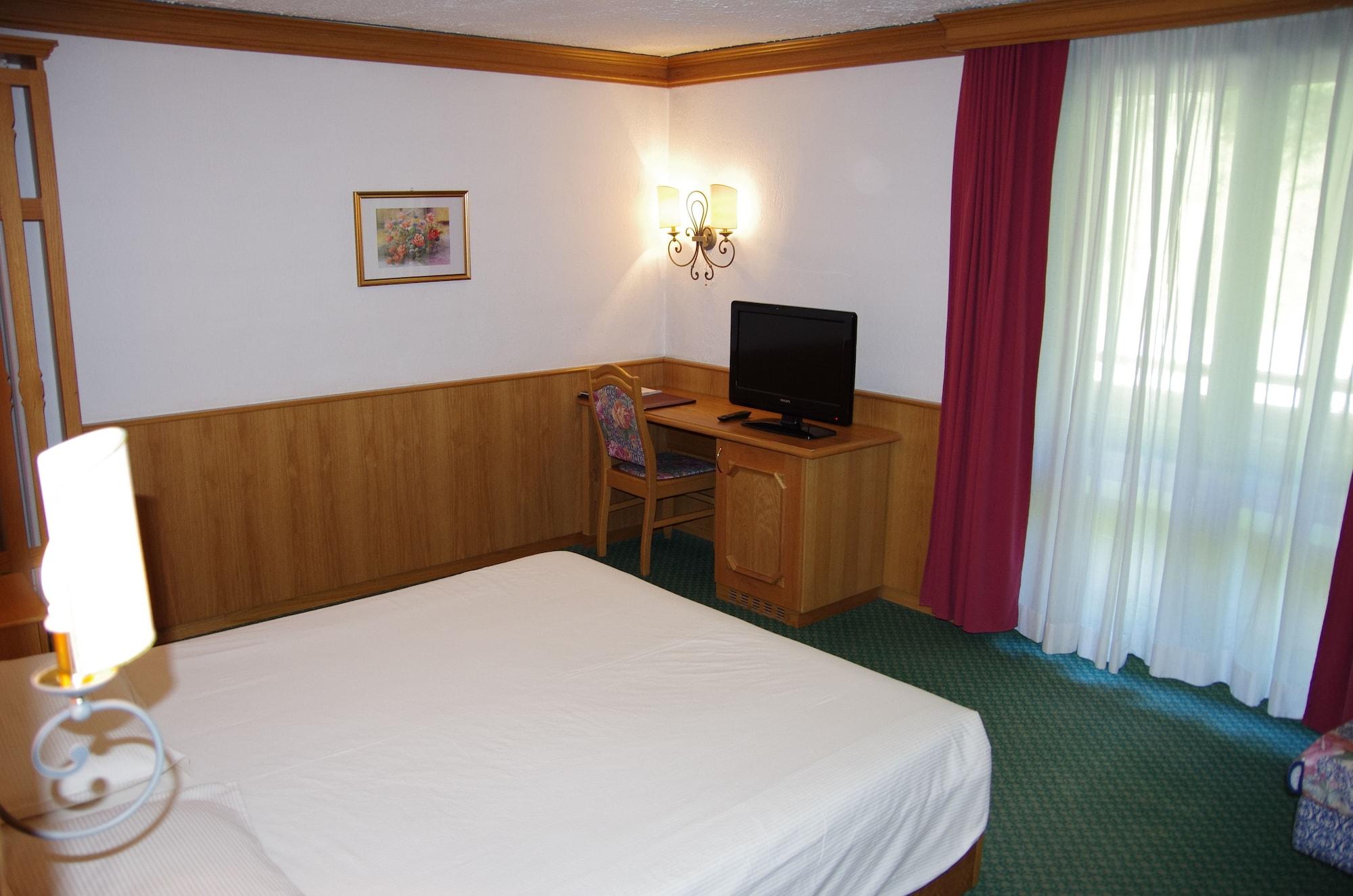 Hotel Intermonti Livigno Exterior photo