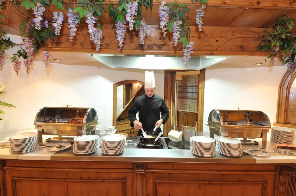 Hotel Intermonti Livigno Exterior photo