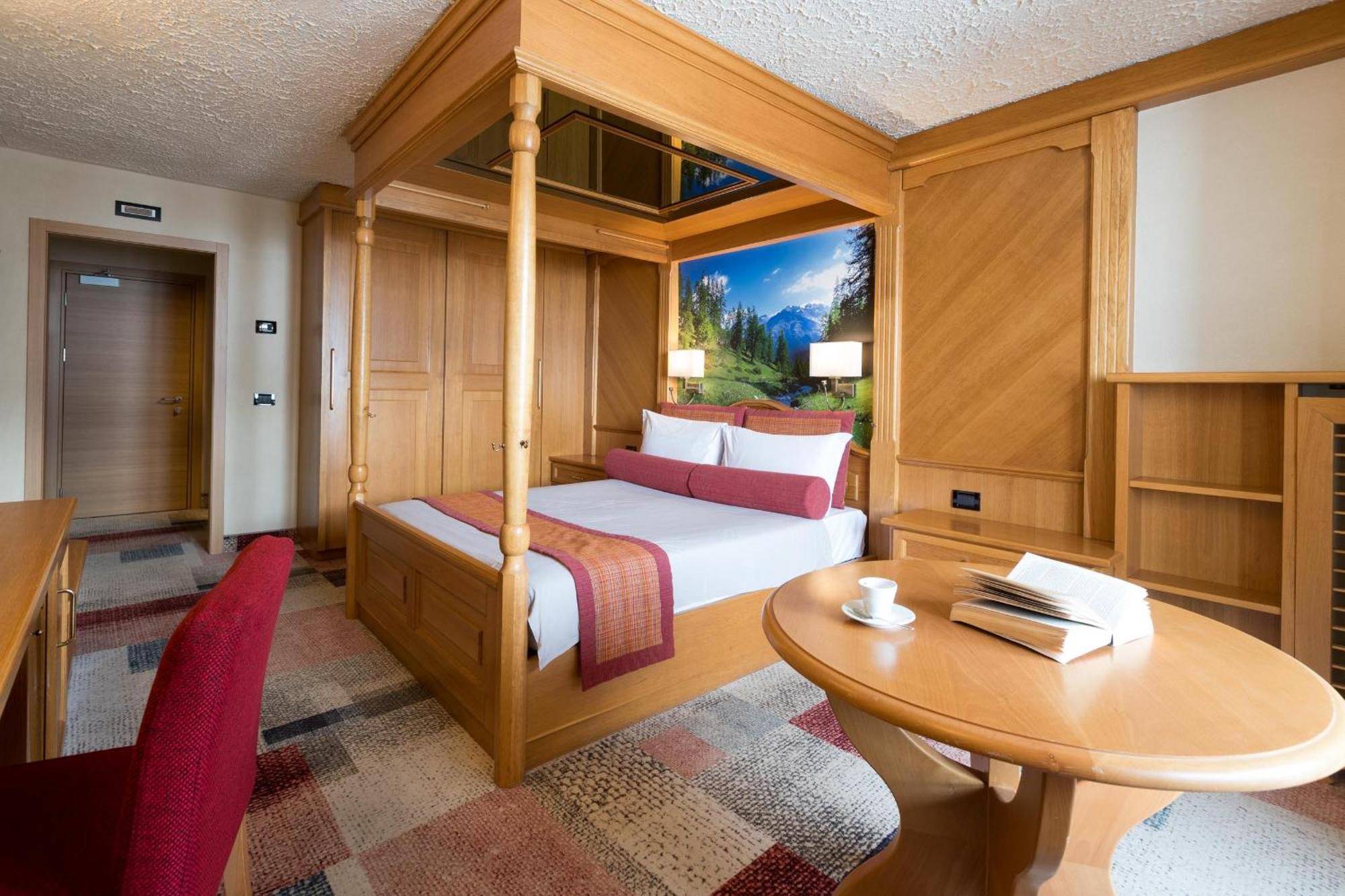 Hotel Intermonti Livigno Exterior photo